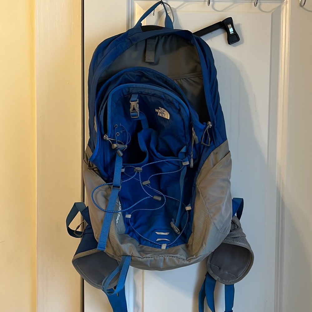 NorthFace Angstrom 28L backpack